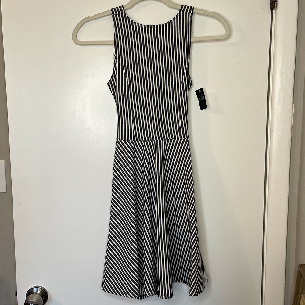 NWT! Hollister Grey & White Strip Fitted A-Line Dress with Crossover Back Detail